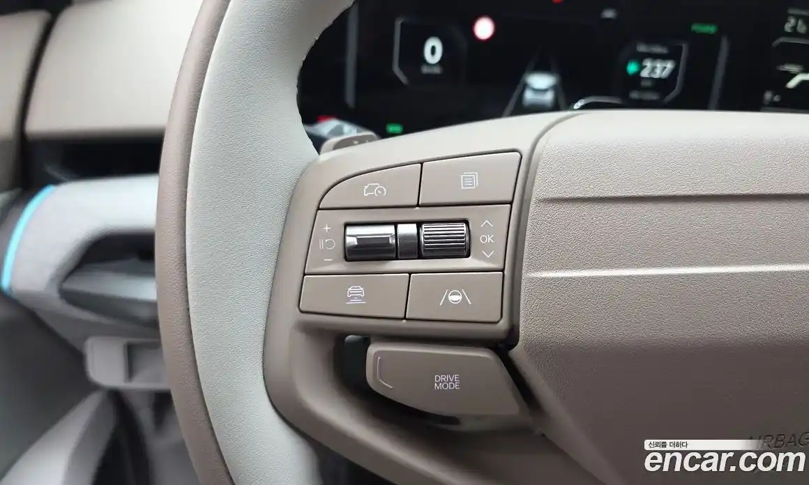 Kia EV4 2025 0.2 автомат (гидро), фото 16