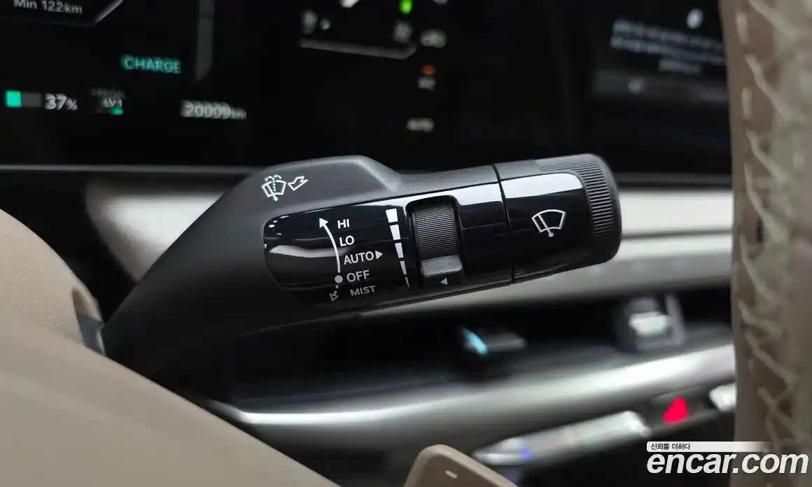 Kia EV4 2025 0.2 автомат (гидро), фото 30