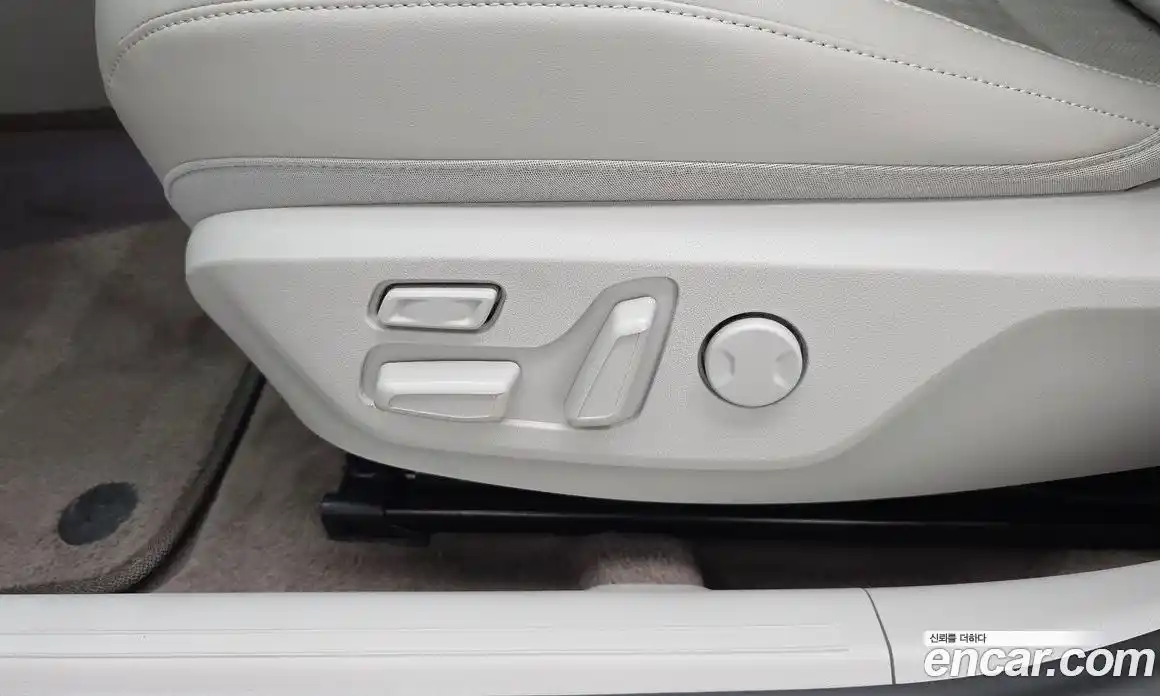 Kia EV4 2025 0.2 автомат (гидро), фото 31