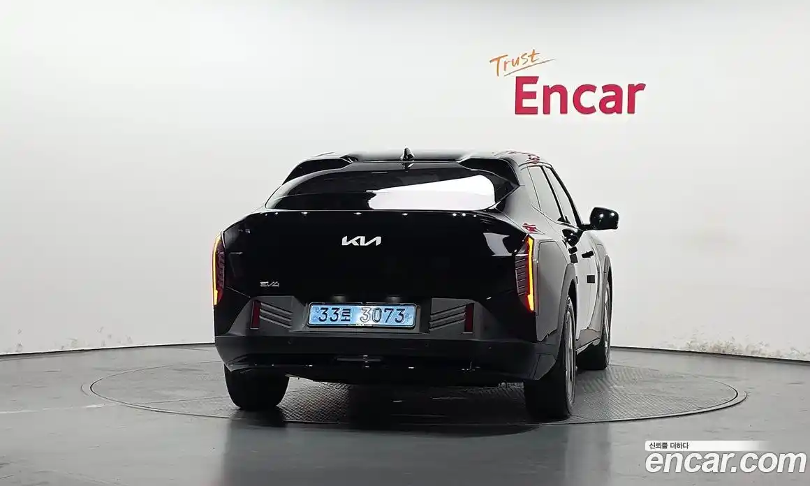 Kia EV4 2025 0.2 автомат (гидро), фото 4