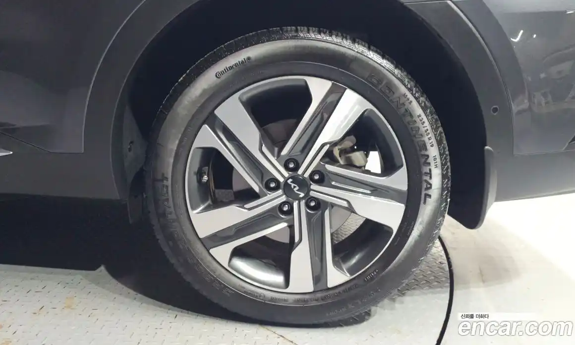 Kia Sorento 2022 1.6 автомат (гидро), фото 7