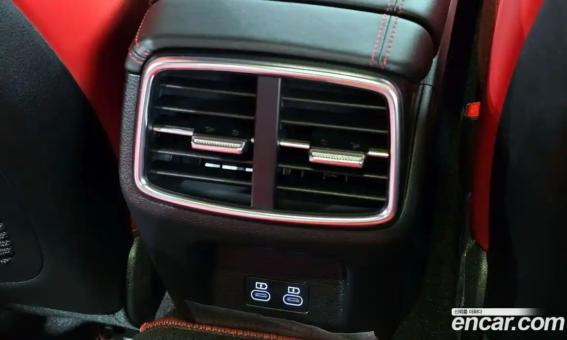 Genesis G70 2025 2.5 автомат (гидро), фото 28