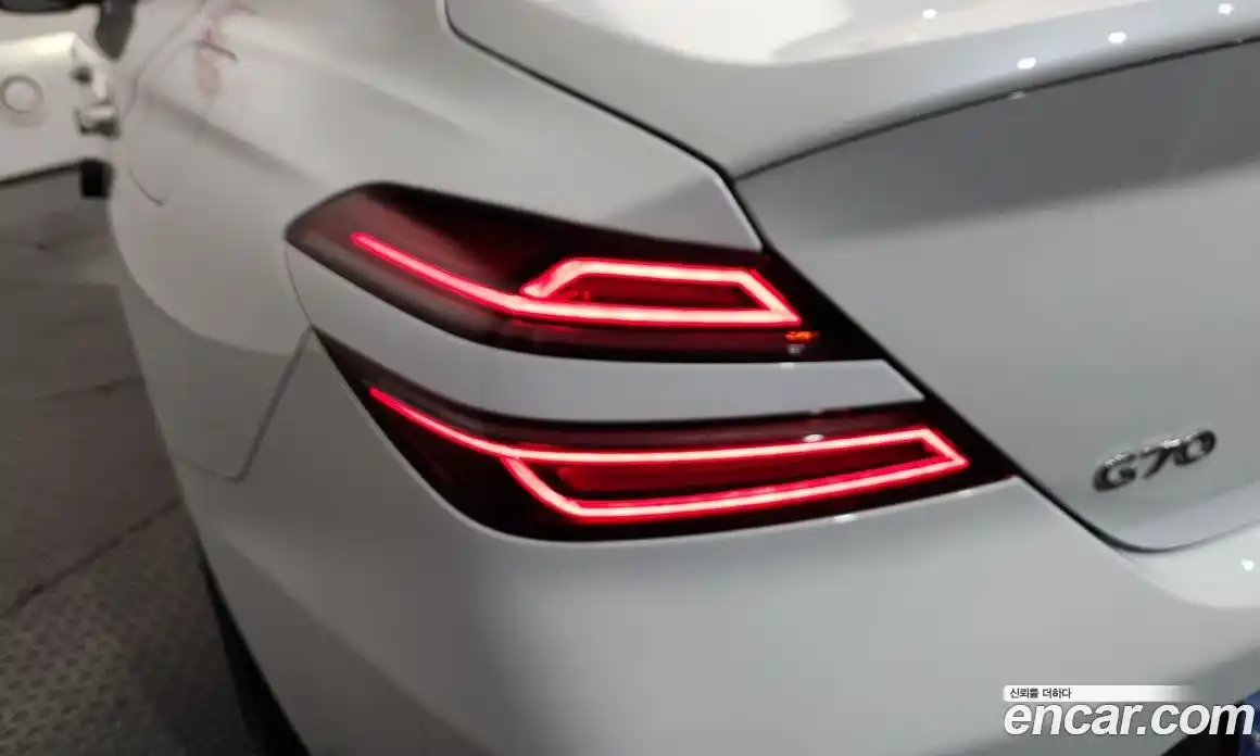 Genesis G70 2021 2.0 автомат (гидро), фото 9