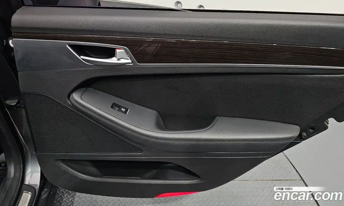 Genesis G80 2016 3.3 автомат (гидро), фото 14