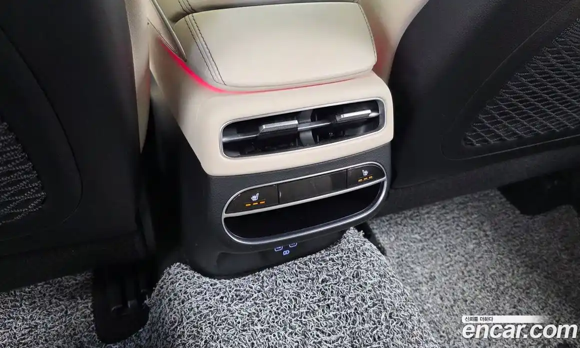 Genesis GV70 2021 2.5 автомат (гидро), фото 25