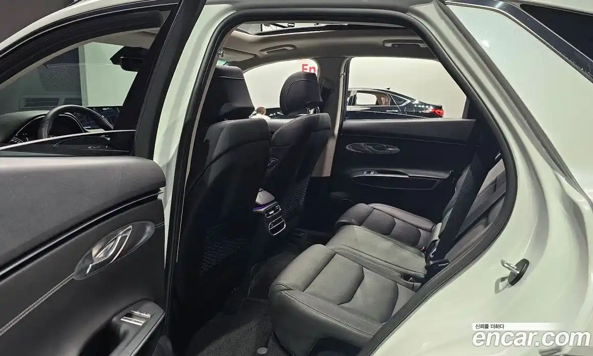 Genesis GV70 2021 2.5 автомат (гидро), фото 11