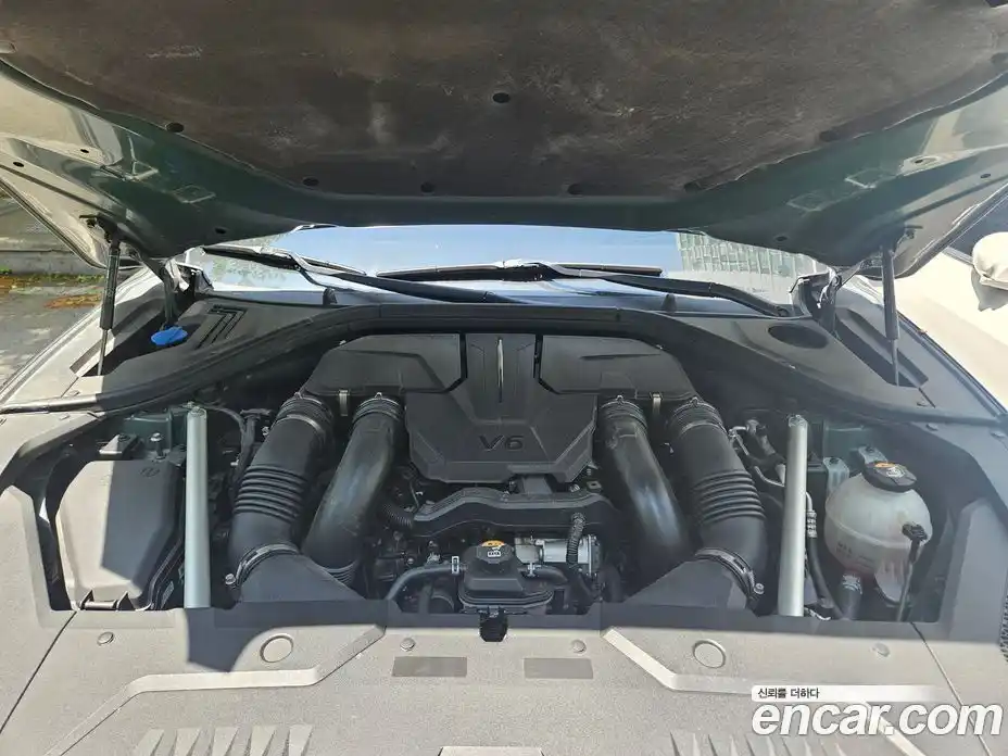 Genesis GV70 2021 3.5 автомат (гидро), фото 3