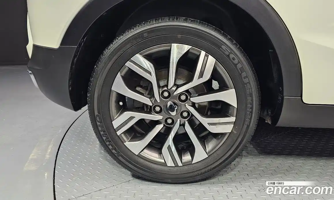 SsangYong TIBOLI 2019 1.6 автомат (гидро), фото 5