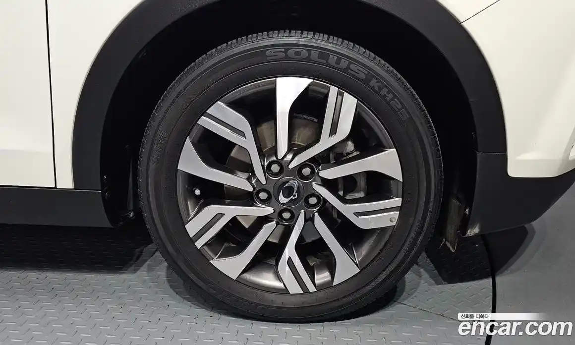 SsangYong TIBOLI 2019 1.6 автомат (гидро), фото 7