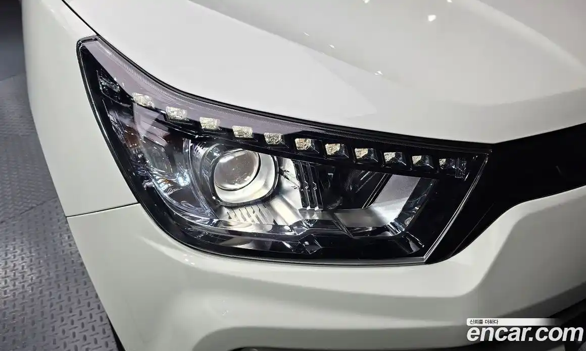 SsangYong TIBOLI 2019 1.6 автомат (гидро), фото 8