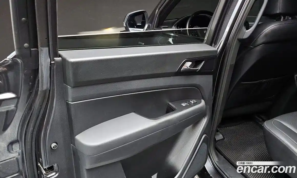 SsangYong Rexton 2020 2.2 автомат (гидро), фото 14