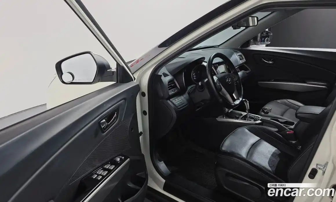 SsangYong TIBOLI 2016 1.6 автомат (гидро), фото 17