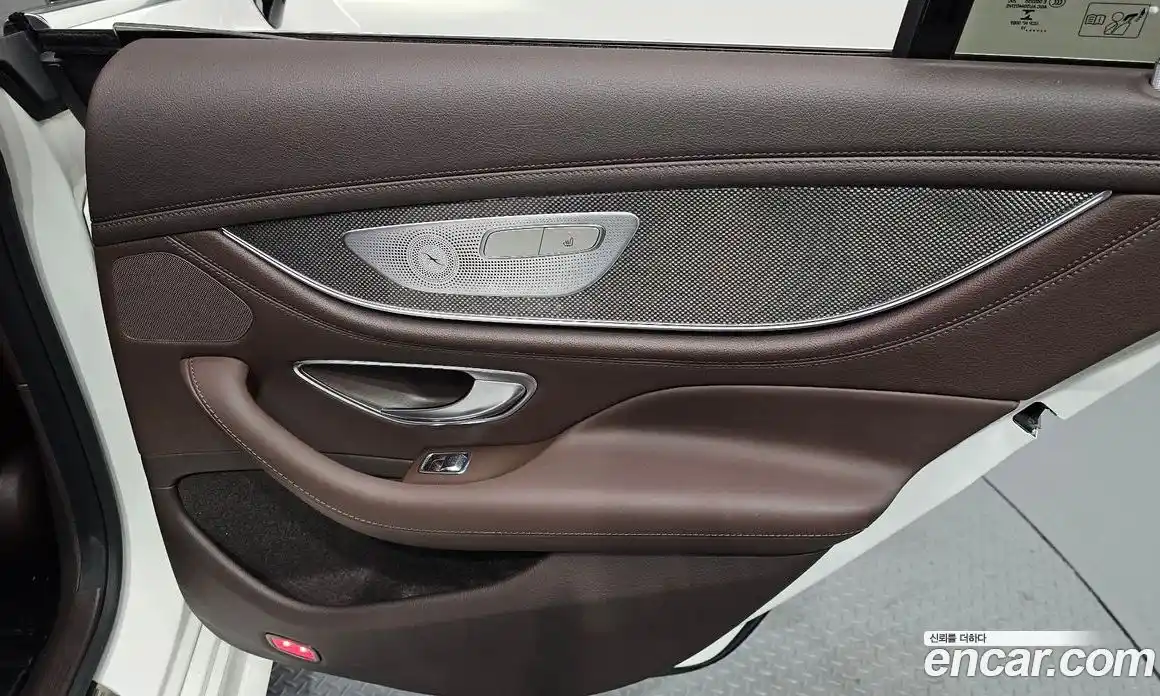 Mercedes-Benz CLS-Class 2019 1.9 гидро, фото 15 Mercedes-Benz CLS-Class 2019 1.9 гидро, фото 15