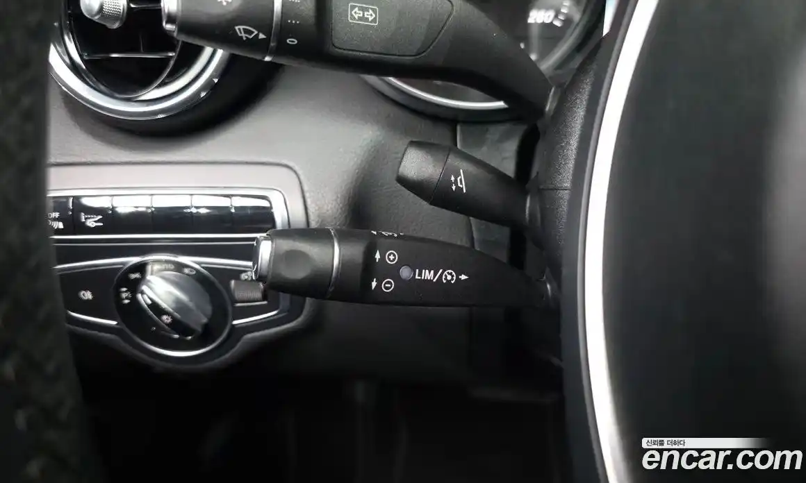Mercedes-Benz C-Class 2016 2.1 гидро, фото 19 Mercedes-Benz C-Class 2016 2.1 гидро, фото 19