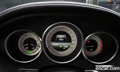 Mercedes-Benz CLS-Class 2014 2.1 гидро, миниатюра 8 Mercedes-Benz CLS-Class 2014 2.1 гидро, миниатюра 8