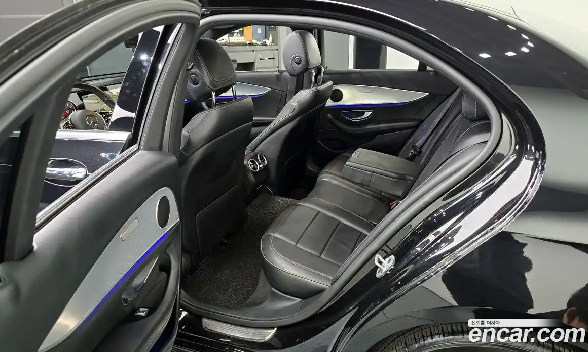 Mercedes-Benz E-Class 2019 2.0 автомат (гидро), фото 11