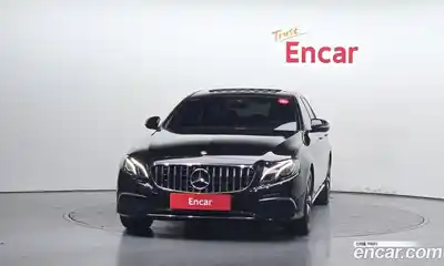Mercedes-Benz E-Class 2019 2.0 автомат (гидро), миниатюра 3