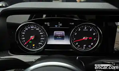 Mercedes-Benz E-Class 2019 2.0 автомат (гидро), миниатюра 8