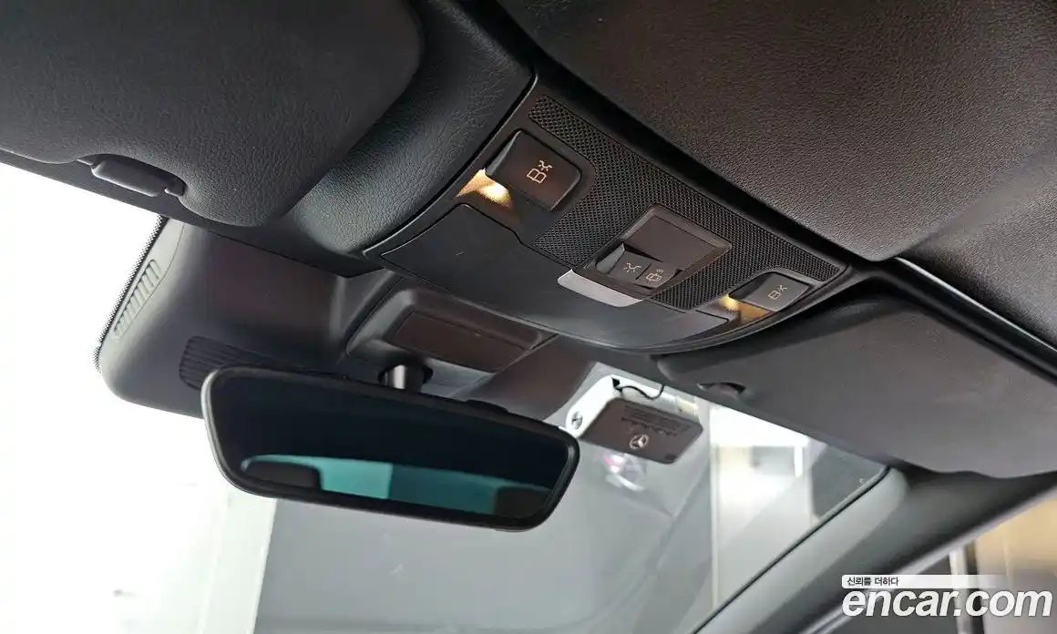 Mercedes-Benz C-Class 2017 2.0 автомат (гидро), фото 21