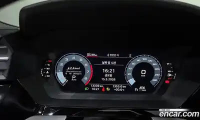 Audi A3 2023 2.0 автомат (гидро), миниатюра 11