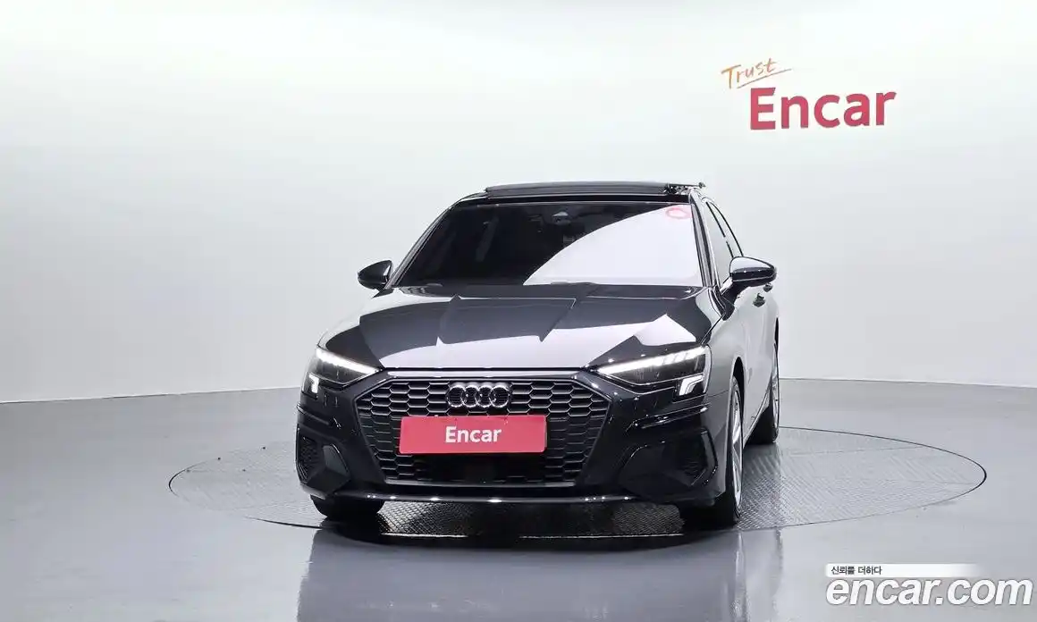 Audi A3 2023 2.0 автомат (гидро), фото 3
