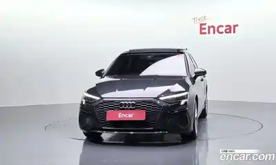 Audi A3 2023 2.0 автомат (гидро), миниатюра 3