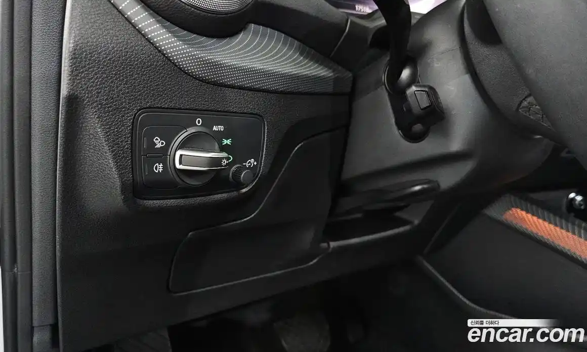 Audi Q2 2023 2.0 автомат (гидро), фото 26