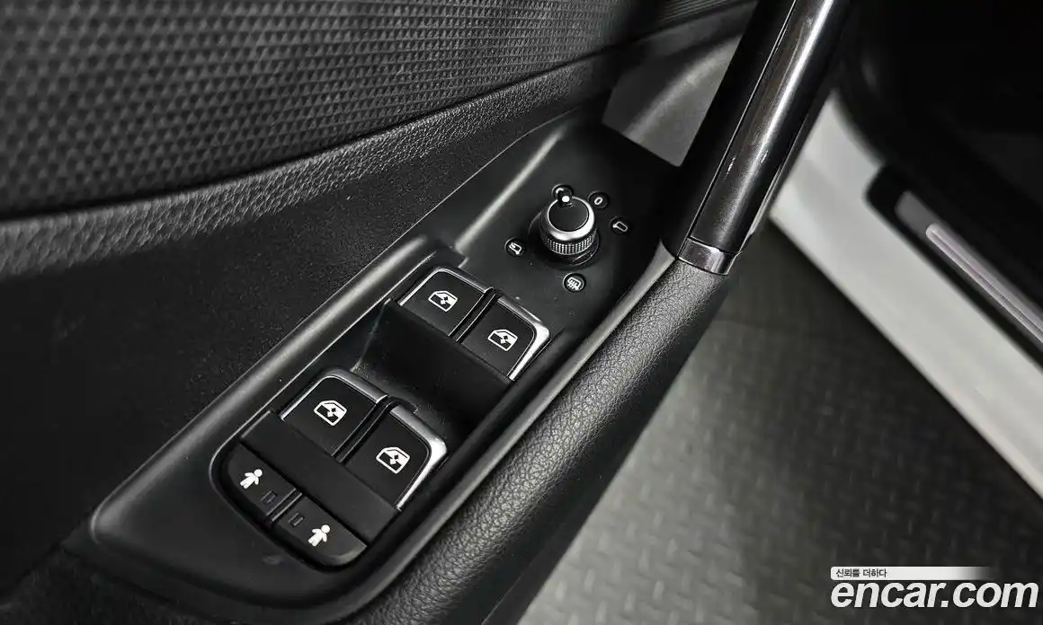 Audi Q2 2023 2.0 автомат (гидро), фото 29