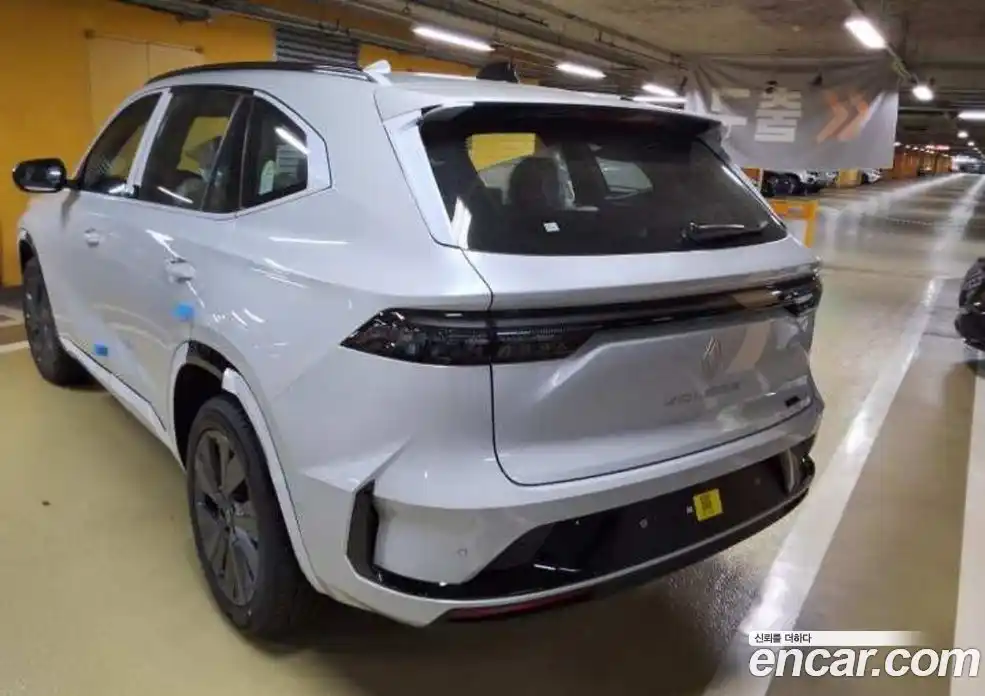 Renault Grand Koleos 2026 1.5 гидро, фото 9