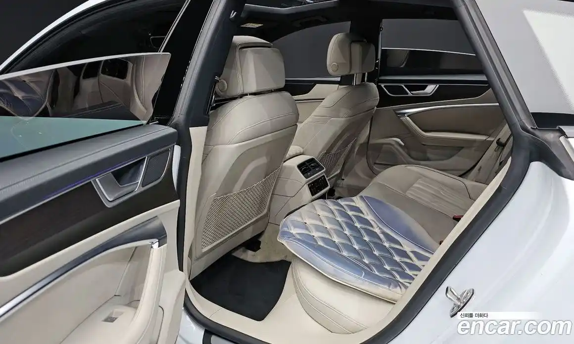 Audi A7 2022 3.0 автомат (гидро), фото 11