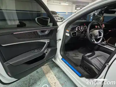 Audi A6 2023 2.0 автомат (гидро), миниатюра 8
