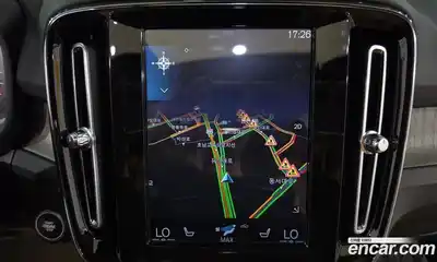 Volvo XC40 2020 2.0 автомат (гидро), миниатюра 12
