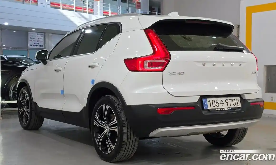 Volvo XC40 2020 2.0 автомат (гидро), фото 5