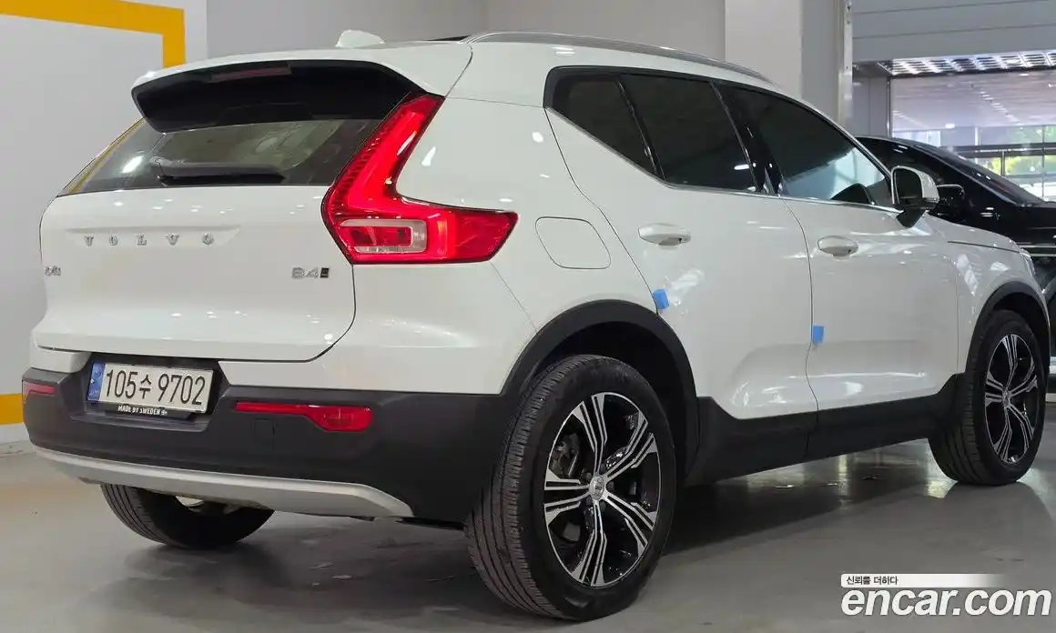 Volvo XC40 2020 2.0 автомат (гидро), фото 6