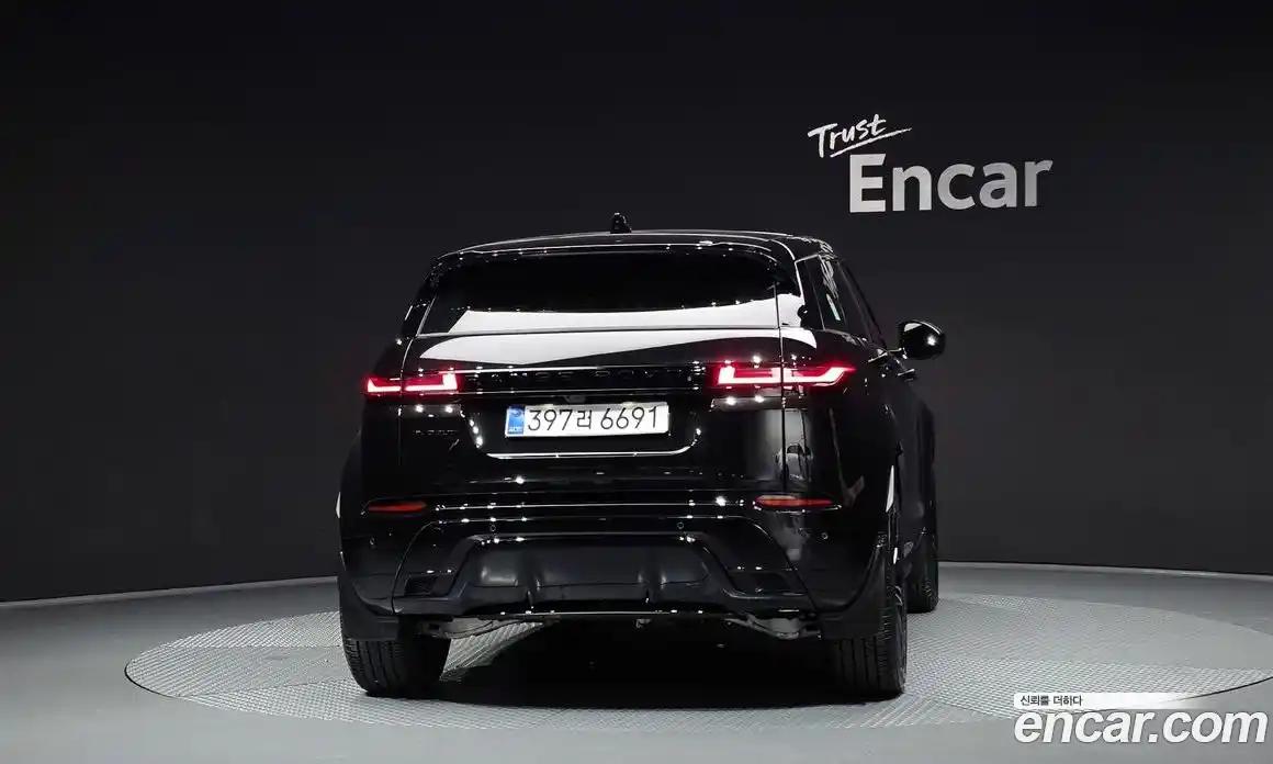 Land Rover Range Rover Evoque 2025 2.0 автомат (гидро), фото 4