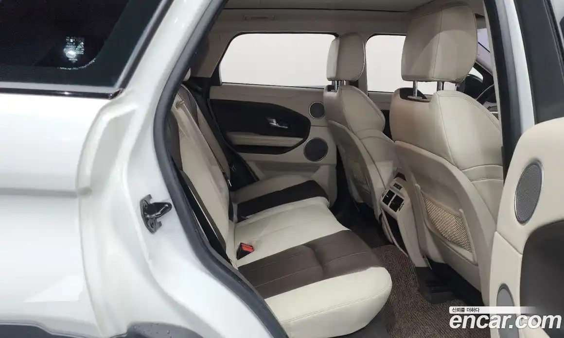 Land Rover Range Rover Evoque 2016 2.0 автомат (гидро), фото 11
