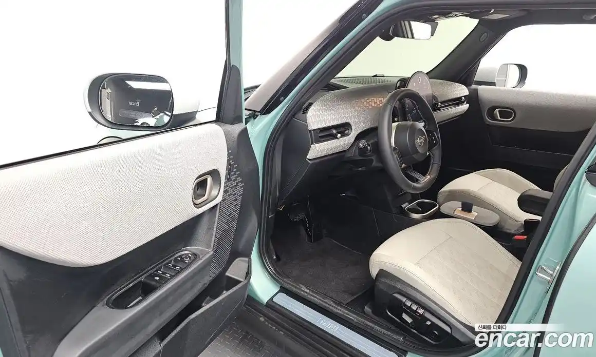 Mini Cooper 2024 2.0 автомат (гидро), фото 13