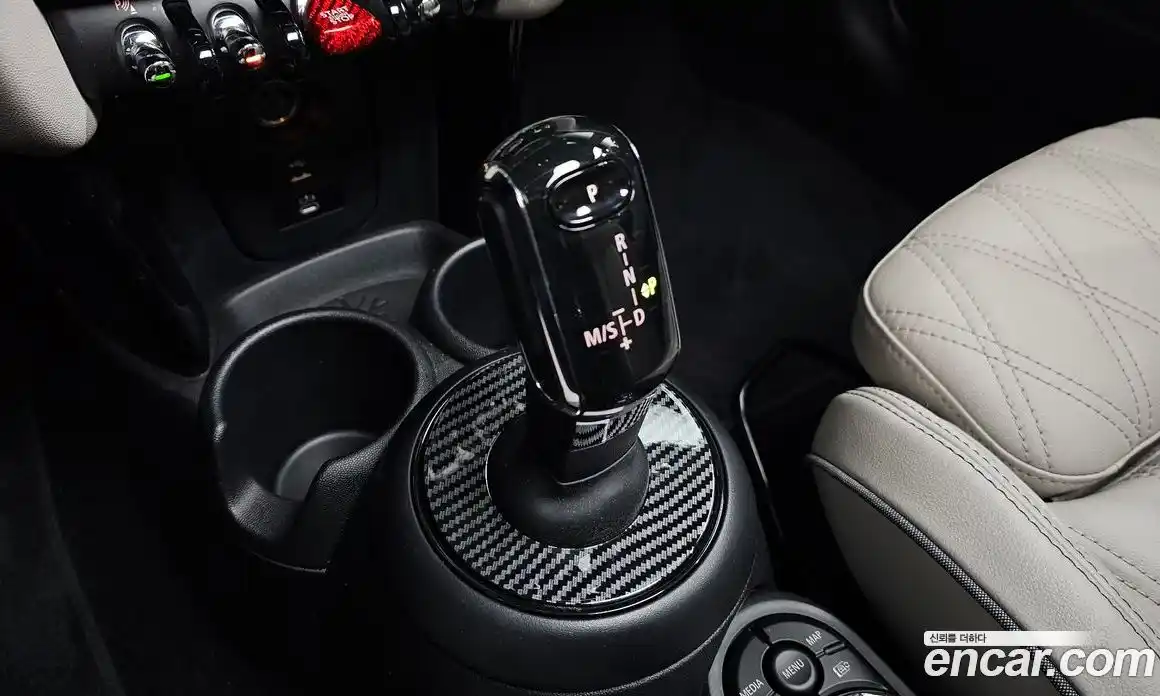 Mini Cooper 2022 2.0 автомат (гидро), фото 12