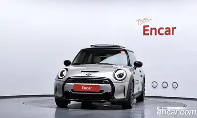 Mini Cooper 2022 2.0 автомат (гидро), миниатюра 3