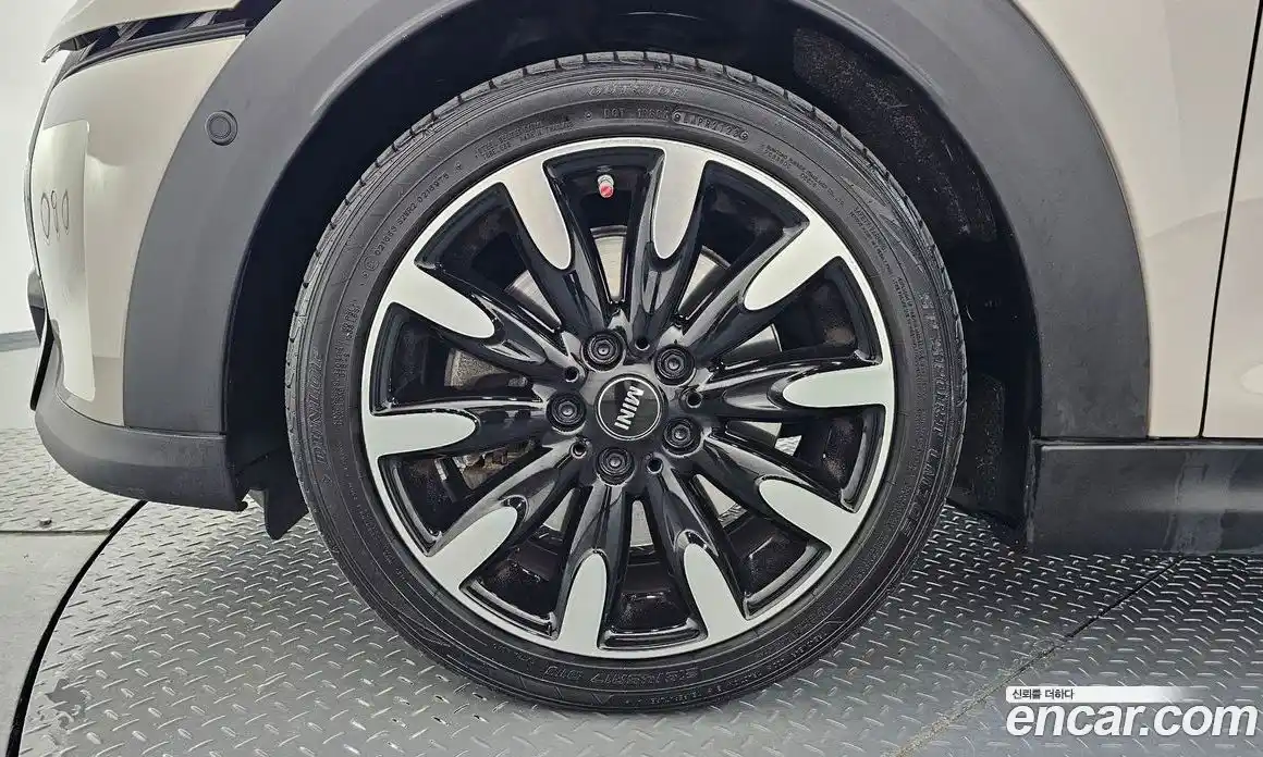 Mini Cooper 2022 2.0 автомат (гидро), фото 5