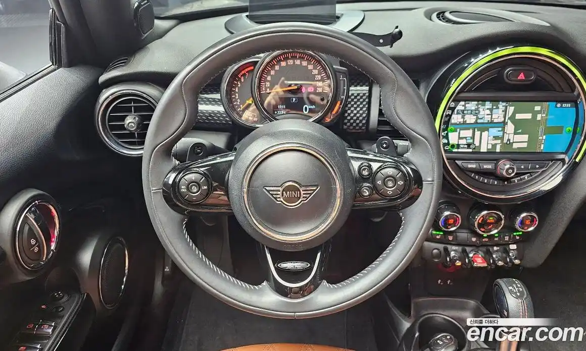 Mini Cooper Convertible 2019 2.0 автомат (гидро), фото 19