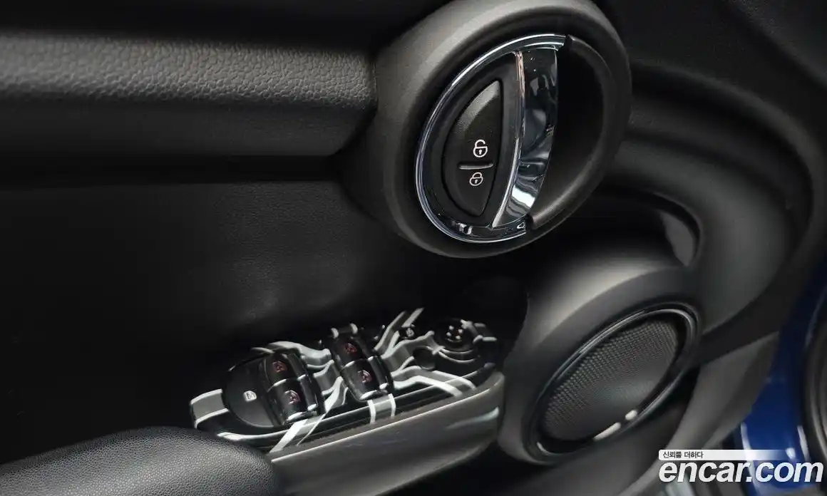 Mini Cooper 2018 1.5 автомат (гидро), фото 26