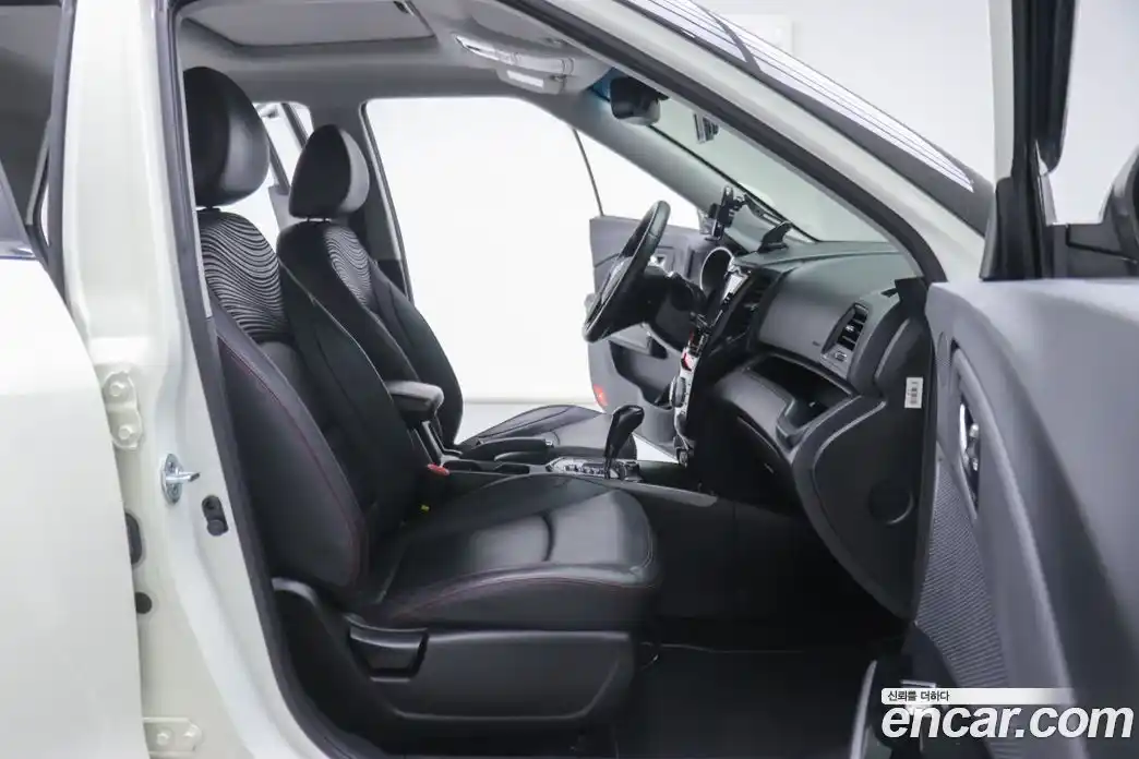 SsangYong TIBOLI 2017 1.6 автомат (гидро), фото 11