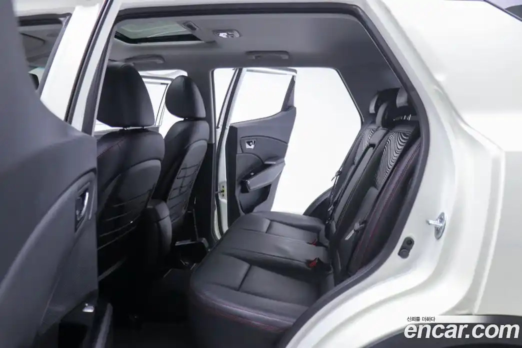 SsangYong TIBOLI 2017 1.6 автомат (гидро), фото 10