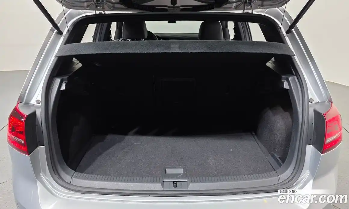Volkswagen Golf 2015 2.0 автомат (гидро), фото 20
