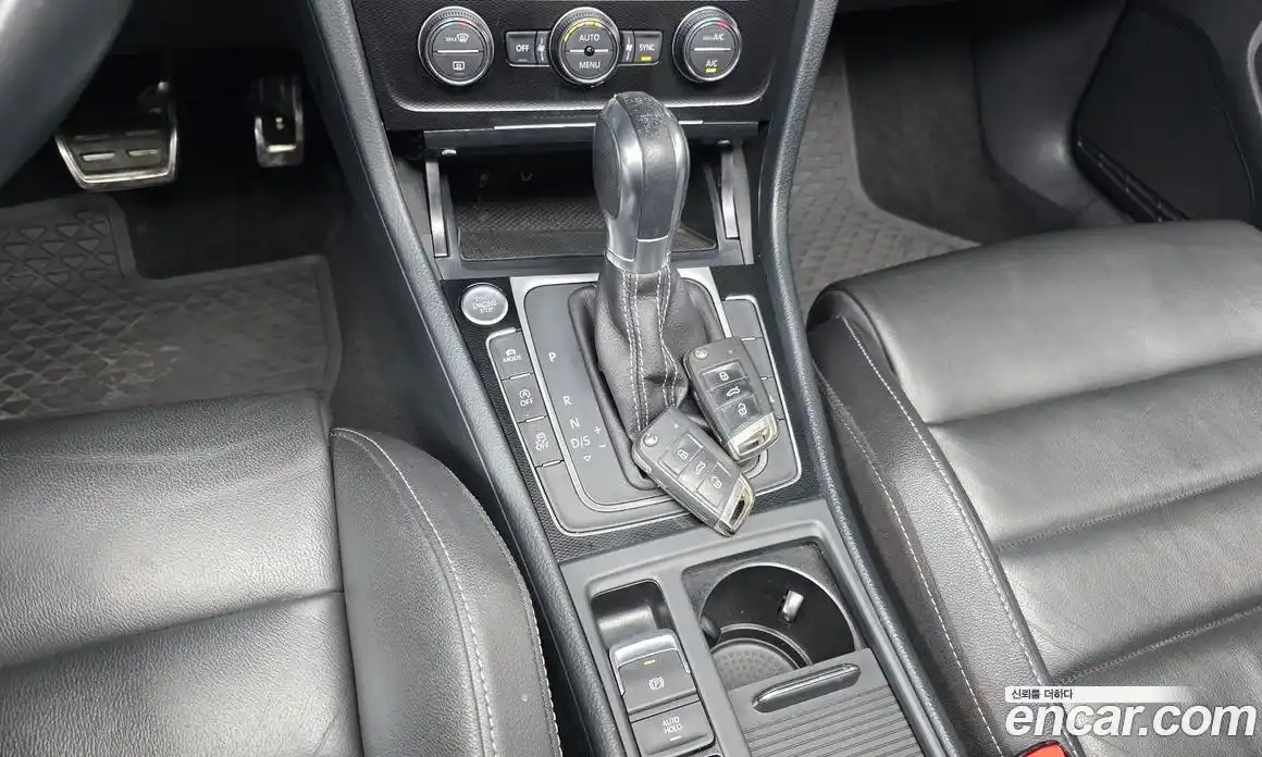 Volkswagen Golf 2015 2.0 автомат (гидро), фото 9