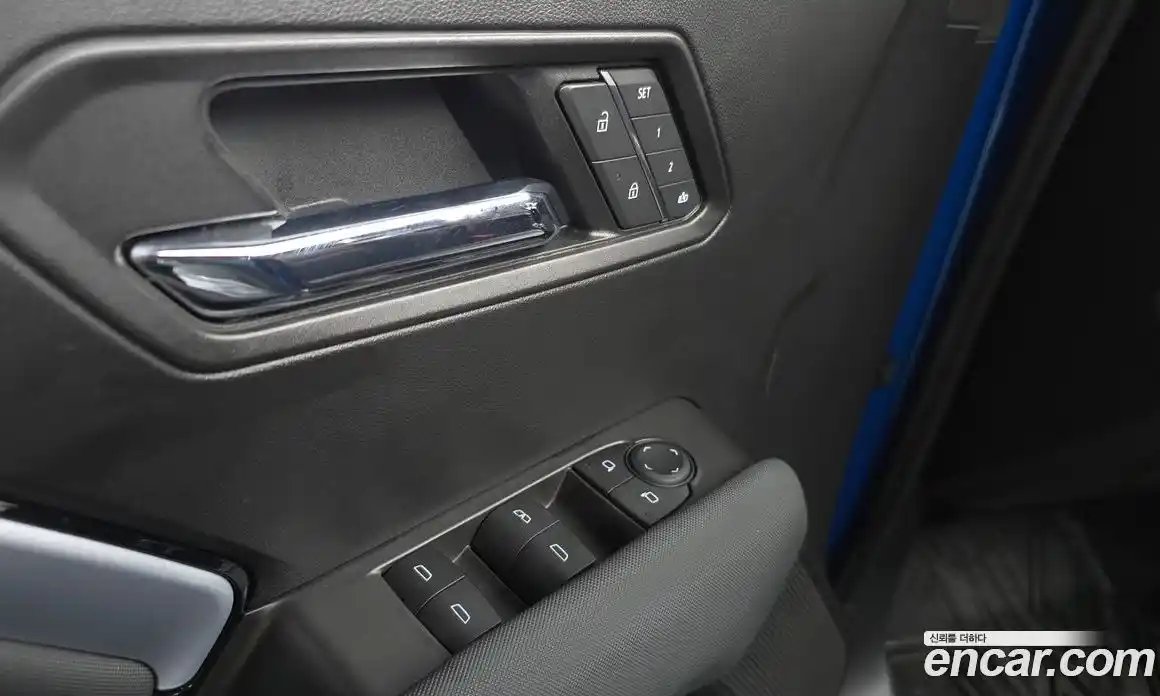 Chevrolet Colorado 2023 2.7 автомат (гидро), фото 27