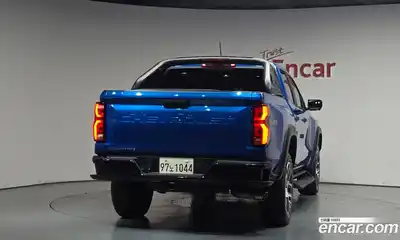 Chevrolet Colorado 2023 2.7 автомат (гидро), миниатюра 3