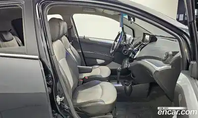 Chevrolet Spark 2011 1.0 автомат (гидро), миниатюра 11