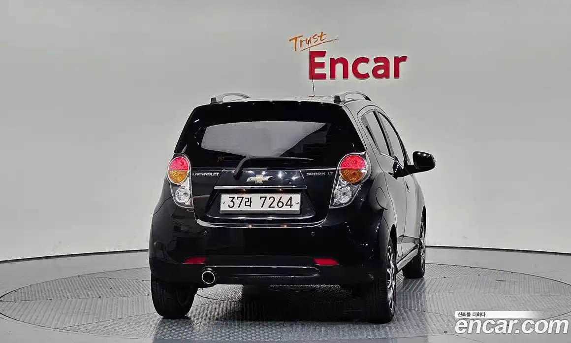 Chevrolet Spark 2011 1.0 автомат (гидро), фото 4